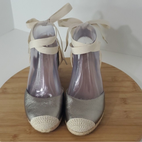 Vionic Women's Aruba Maris Lace-up Wedge Pewter Leather Size 6 or 7 (runs large) - Picture 2 of 5